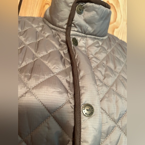 Southern Marsh Women’s Quilt Vest Burnt Taupe Size M Logo Full Zip Pockets Light - Picture 12 of 15